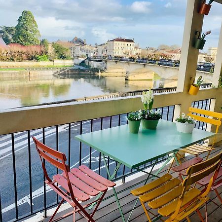 "Au Fil De La Charente" - Coeur De Saintes - Wifi Clim - Classe 4 Etoiles - 4 Pers Экстерьер фото