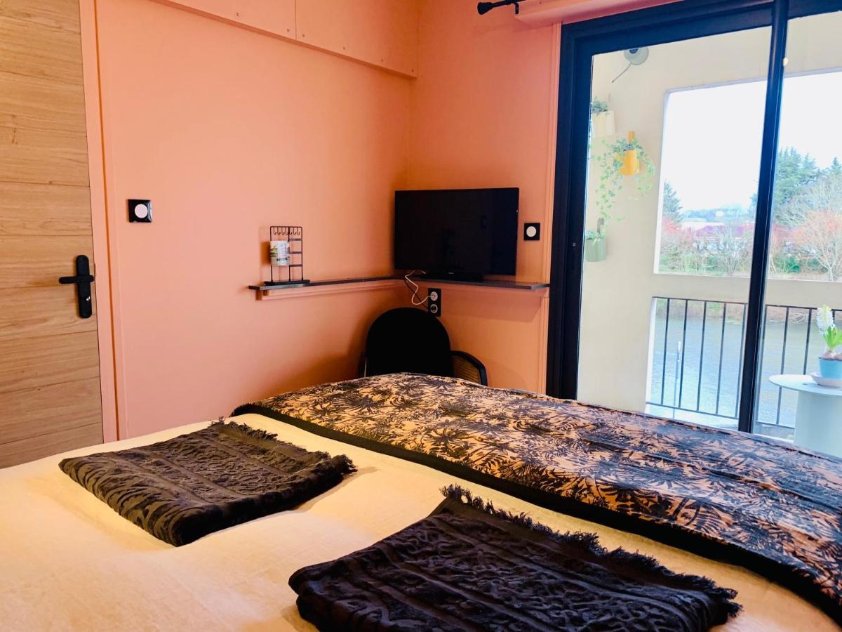 "Au Fil De La Charente" - Coeur De Saintes - Wifi Clim - Classe 4 Etoiles - 4 Pers Экстерьер фото